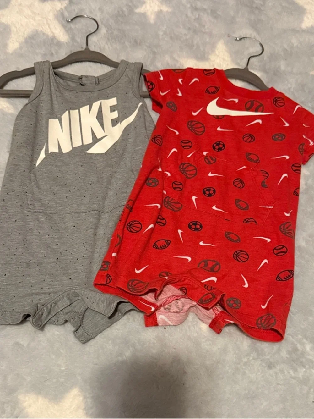 Nike Infant Romper Duo in Gray & Red